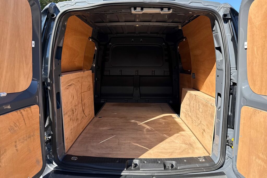 Volkswagen Caddy Maxi 2.0 Tdi 122Ps Commerce Pro Van Dsg Tech Pack Grey #6