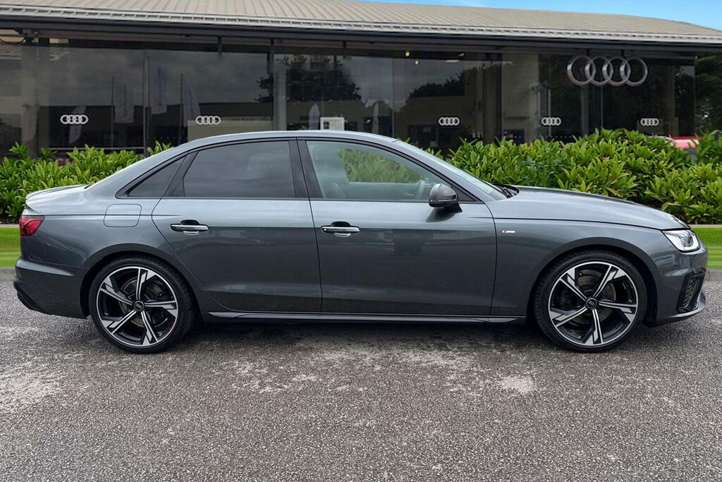 Audi A4 35 Tdi Black Edition S Tronic  #3