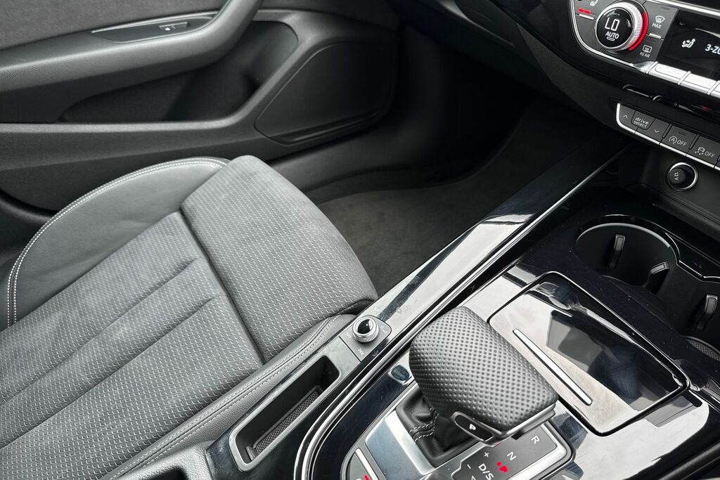 Audi A4 35 Tdi Black Edition S Tronic  #19