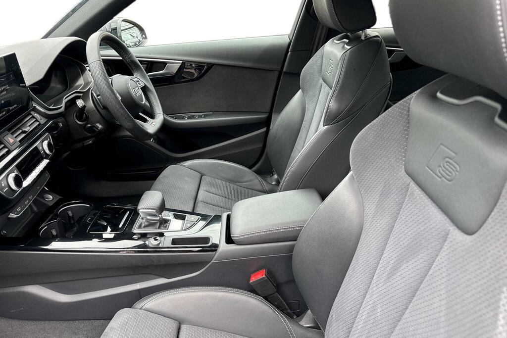 Audi A4 35 Tdi Black Edition S Tronic  #15