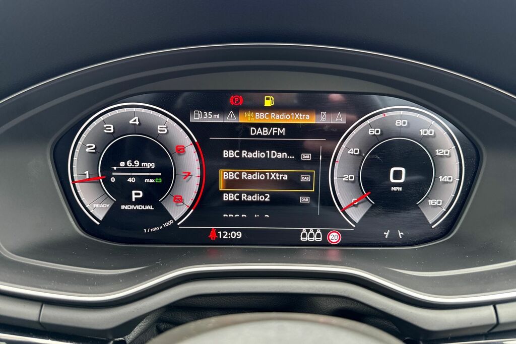 Audi A4 35 Tdi Black Edition S Tronic  #28