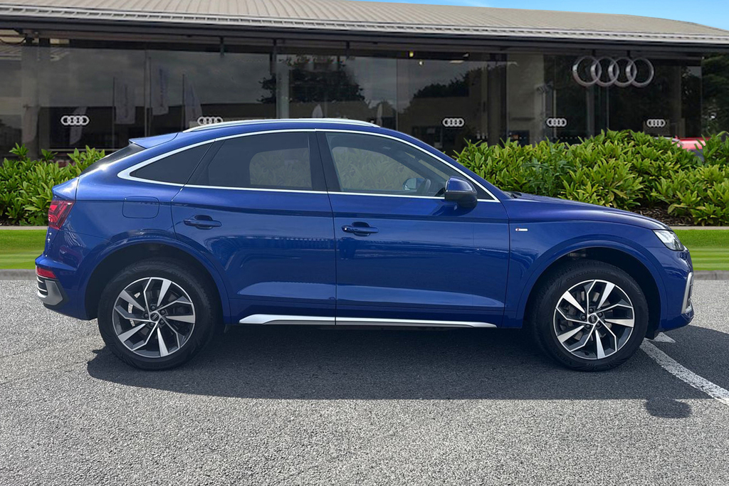 Audi Q5 S Line 45 Tfsi Quattro 265 Ps S Tronic PX22NVY Blue #3