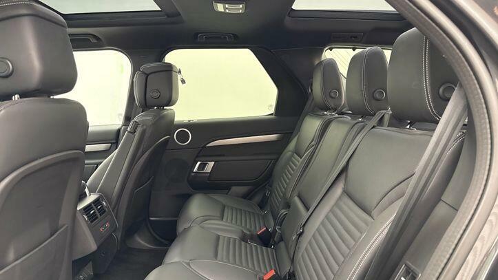 Land Rover Discovery 3.0 D350 Dynamic Hse Grey #4