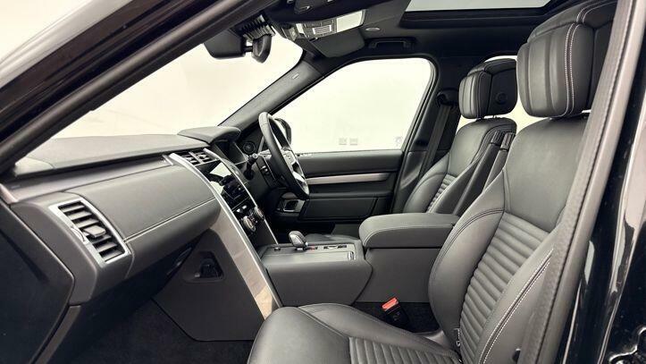 Land Rover Discovery 3.0 D350 Dynamic Hse Black #3