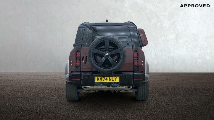 Land Rover Defender 110 2.0 P300e Sedona Edition Red #6