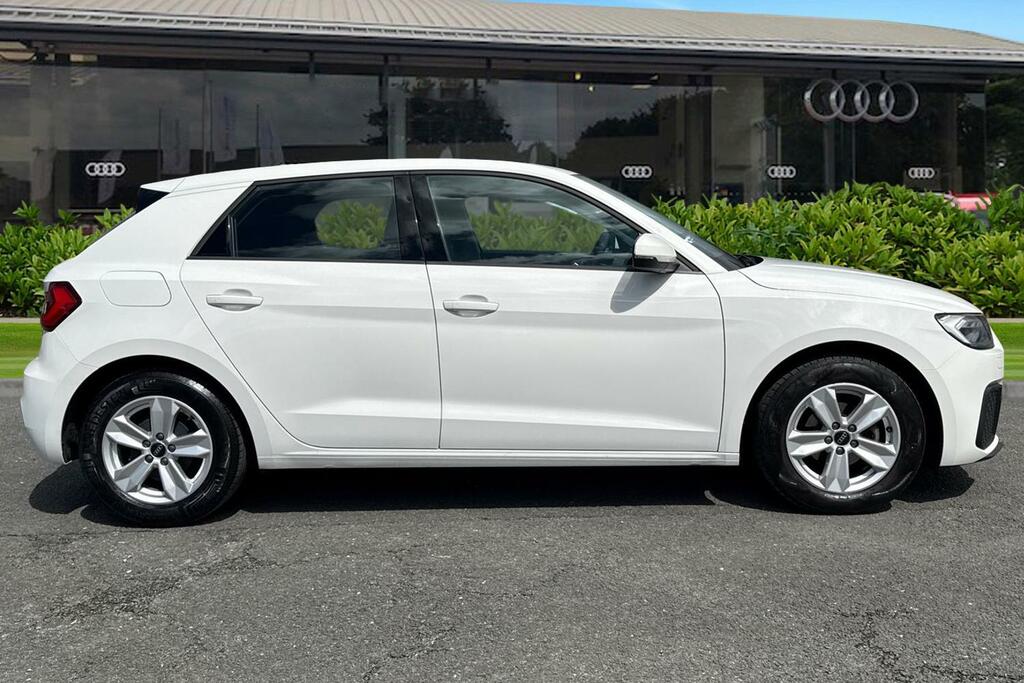 Audi A1 25 Tfsi Technik White #3