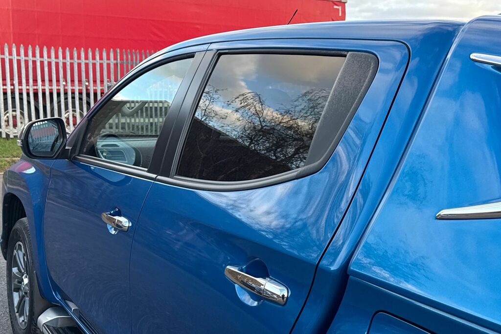 Mitsubishi L200 2.3 Barbarian X #24