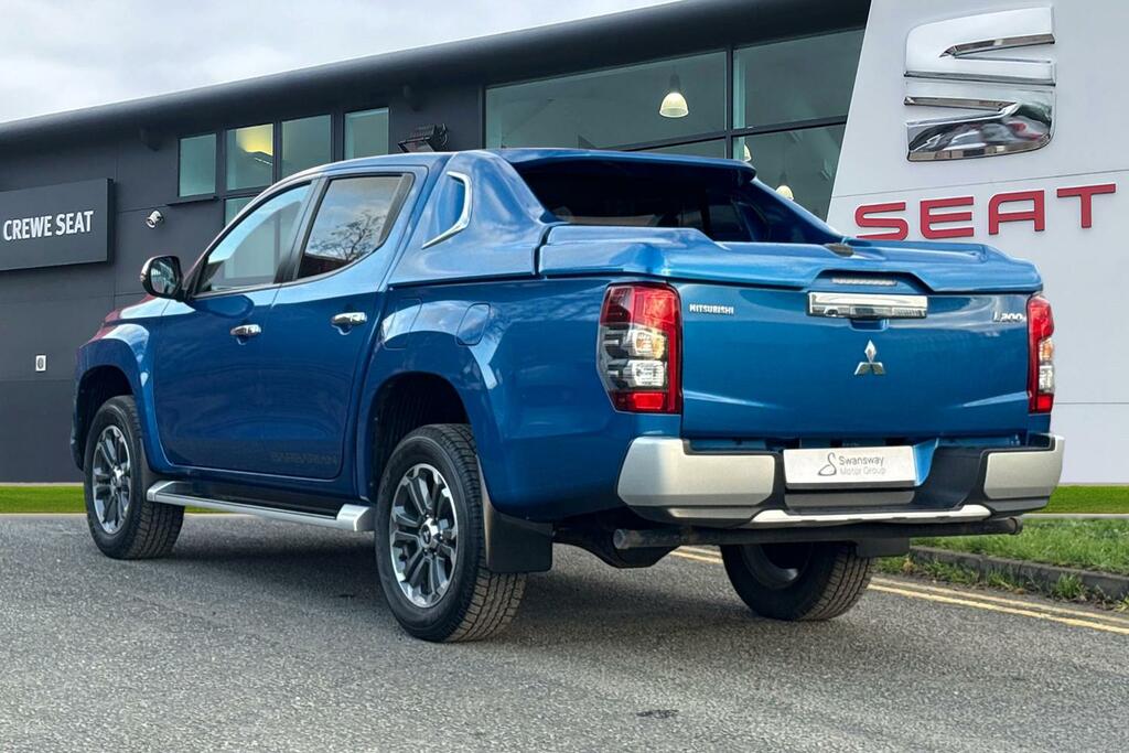 Mitsubishi L200 2.2 Di-d Dc Barbarian 4Wd Euro 6 Ss Blue #2