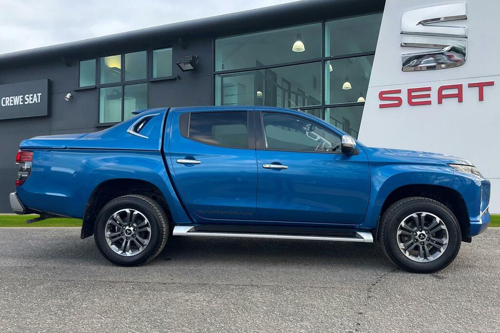 Mitsubishi L200 2.2 Di-d Dc Barbarian 4Wd Euro 6 Ss Blue #3