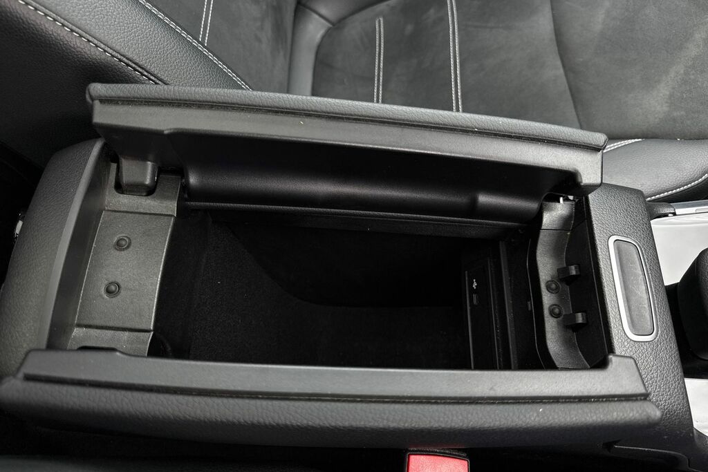 Mercedes-Benz B Class Amg Line Black #48