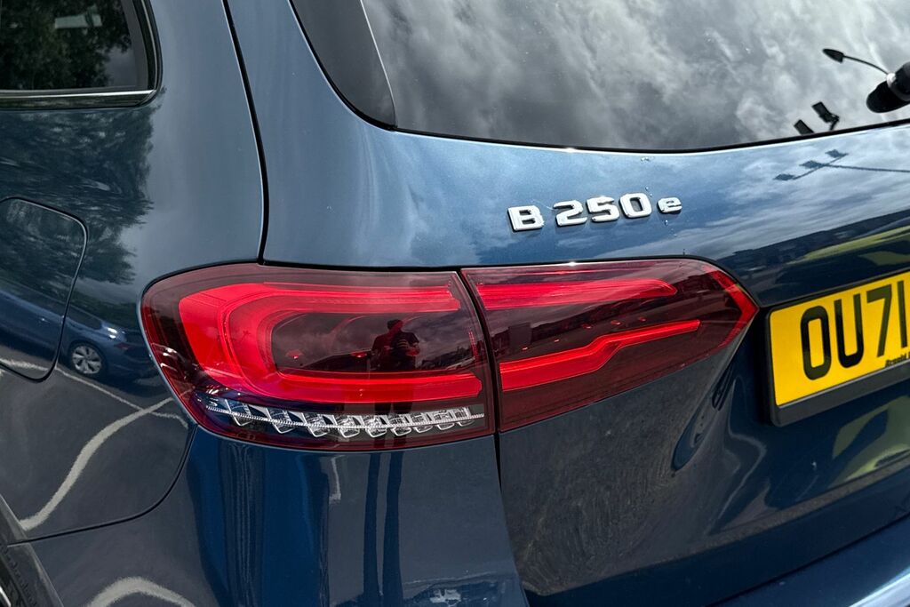 Mercedes-Benz B Class Amg Line Black #15