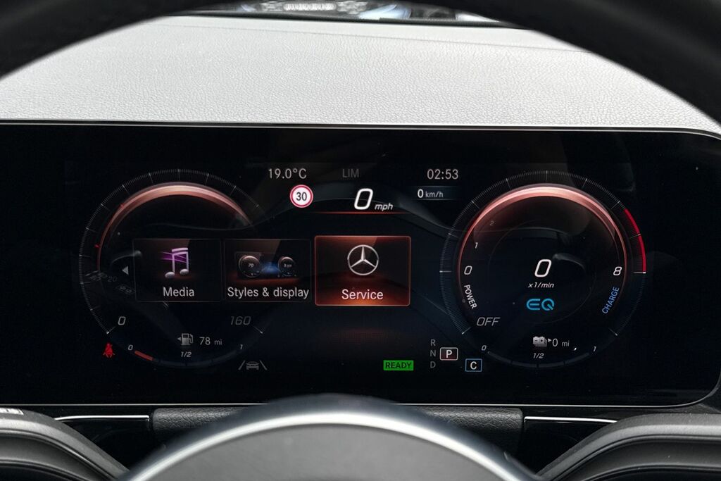 Mercedes-Benz B Class Amg Line Black #42