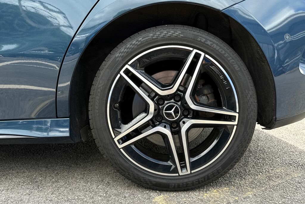 Mercedes-Benz B Class Amg Line Black #22