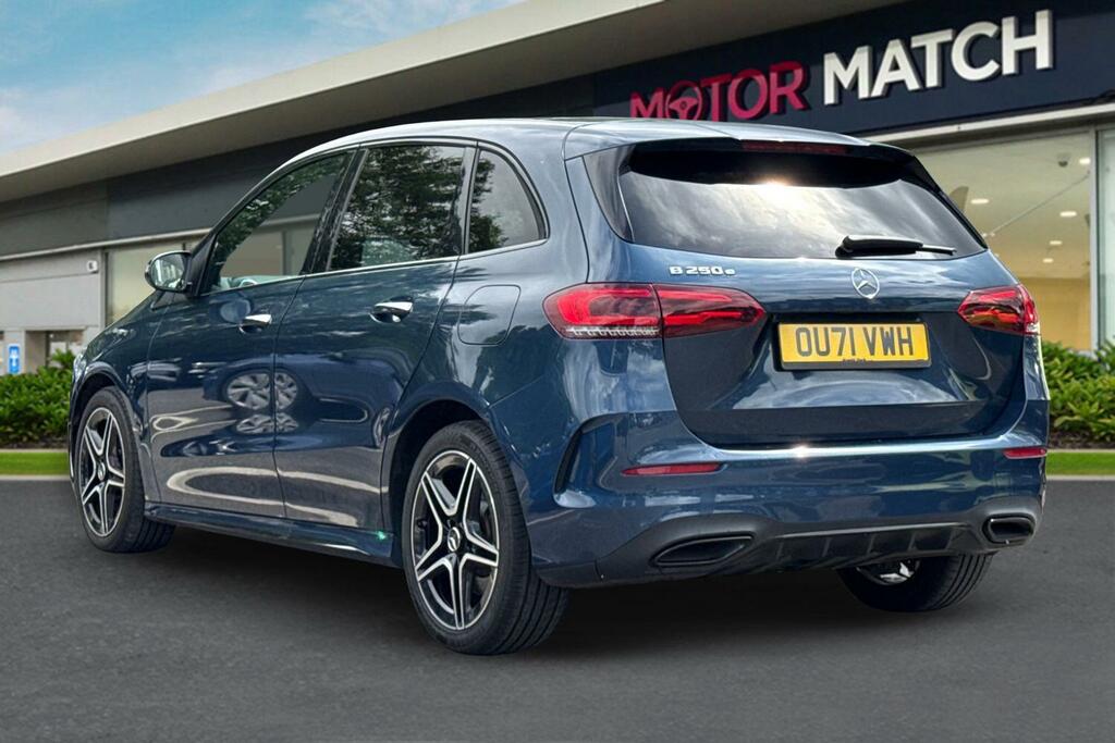 Mercedes-Benz B Class 1.3 B250e 15.6Kwh Amg Line Edition Premium Plus Blue #2
