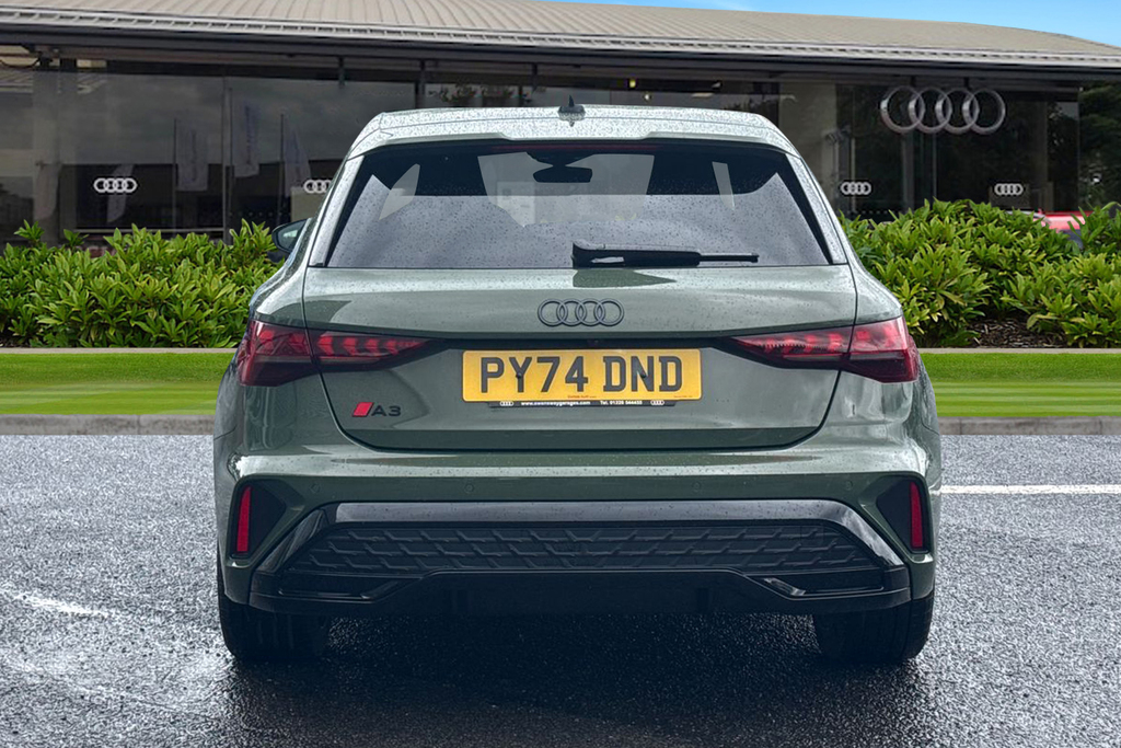 Audi A3 Black Edition 35 Tfsi 150 Ps S Tronic Green #4