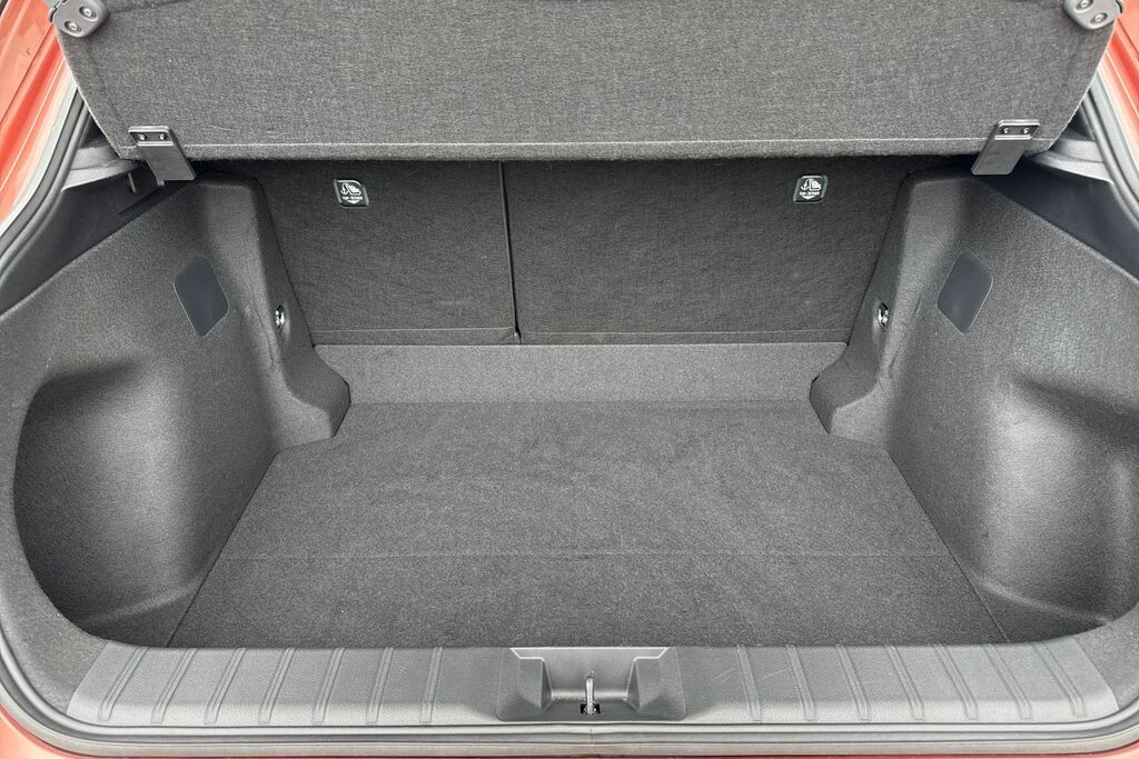 Lexus LBX 1.5 Vvt-ie Takumi E-cvt Euro 6 Ss MP24KUF #6