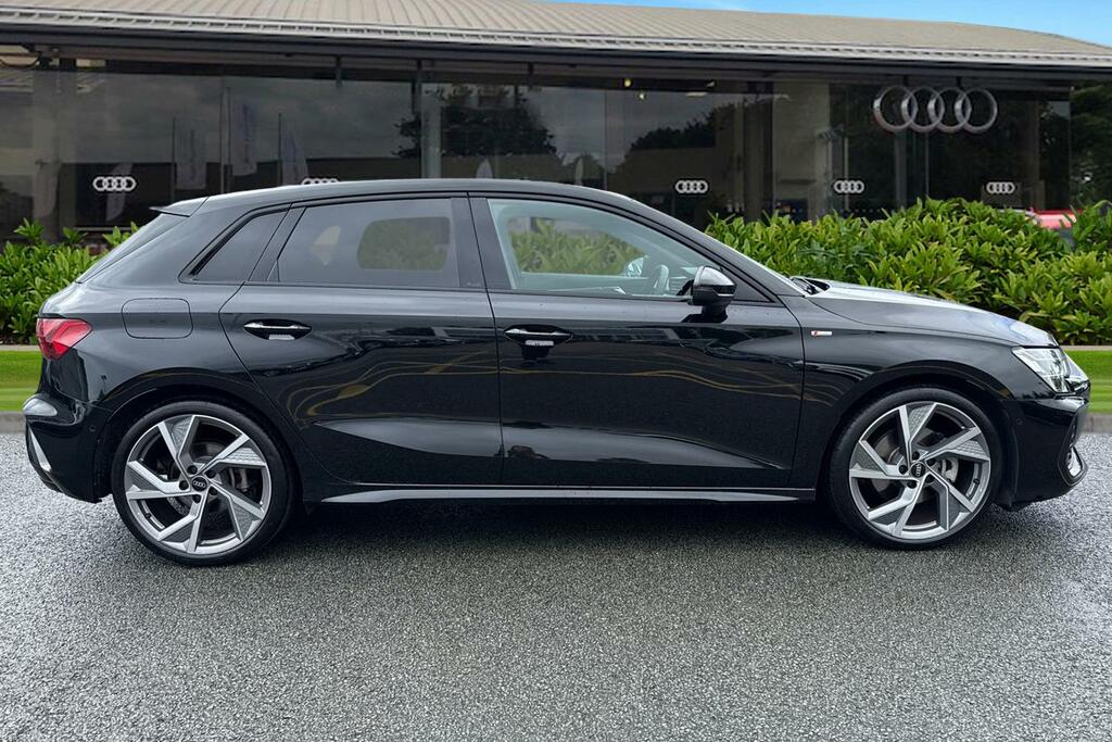 Audi A3 Black Edition Tfsi 150 Ps S Tronic DK75WUM Black #3