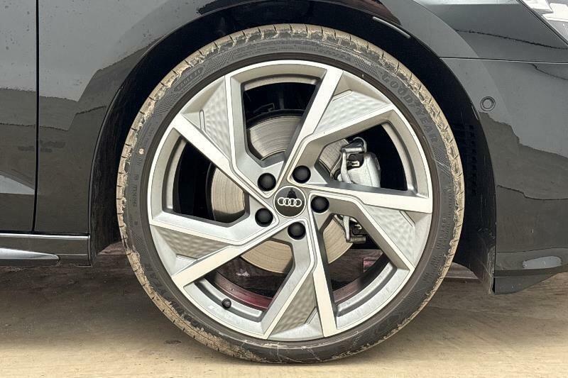 Audi A3 Black Edition Tfsi 150 Ps S Tronic DF75COJ Black #5