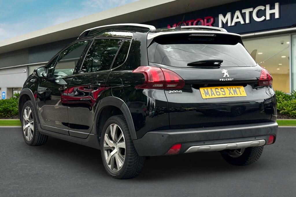 Peugeot 2008 1.2 Puretech Allure Premium Euro 6 Ss MA69XWT Black #2