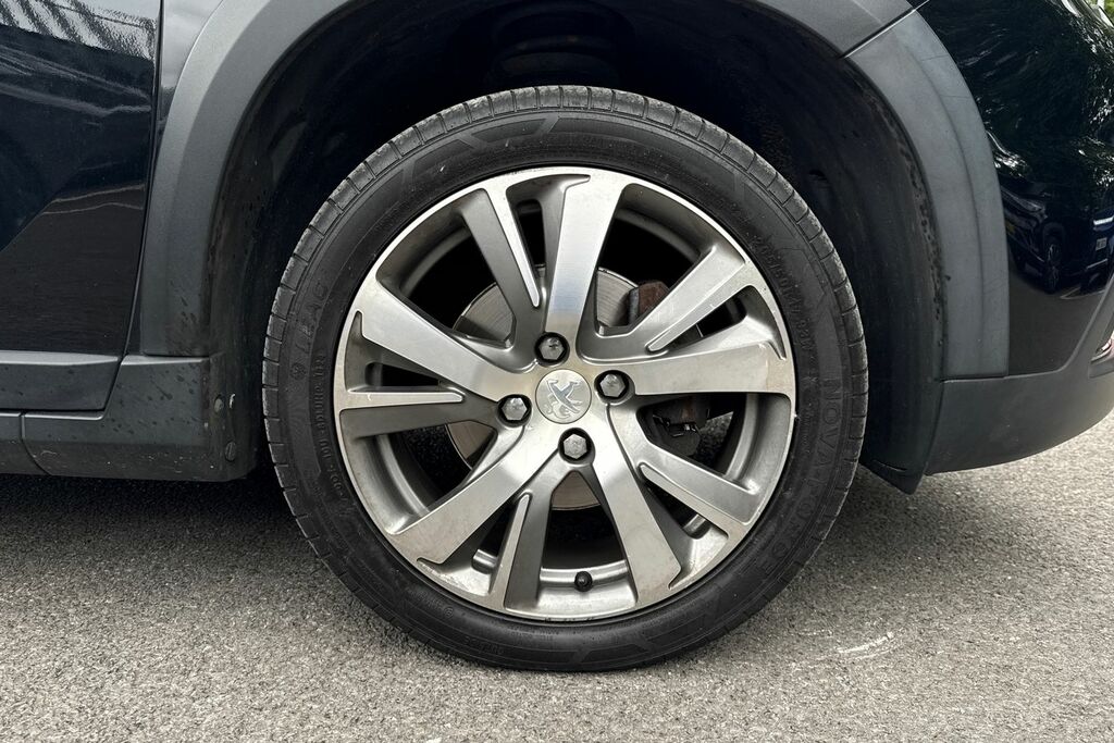 Peugeot 2008 1.2 Puretech Allure Premium Euro 6 Ss MA69XWT Black #6