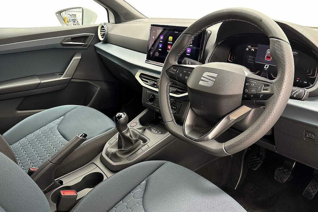 Seat Ibiza 1.0 Tsi 95 Se Delivery Mileage White #6