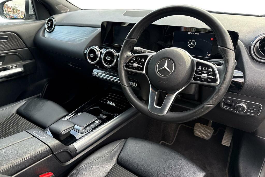 Mercedes-Benz GLA Class Gla 200 Sport 163 Ps Grey #17