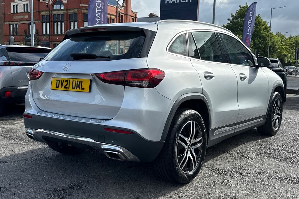 Mercedes-Benz GLA Class Gla 200 Sport 163 Ps Grey #31
