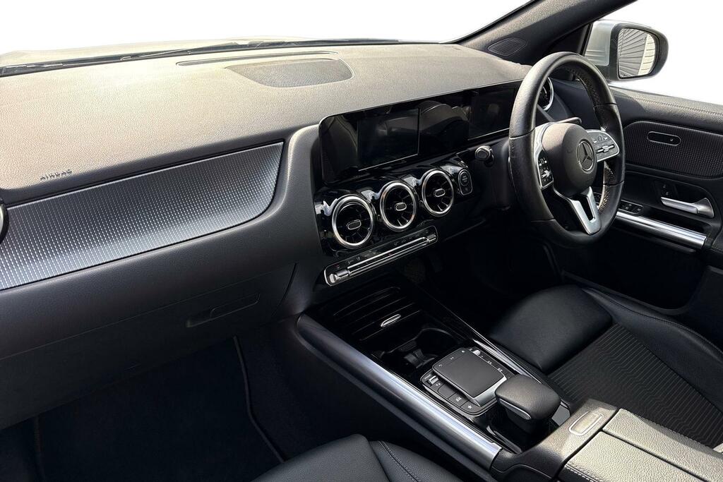 Mercedes-Benz GLA Class Gla 200 Sport 163 Ps Grey #14