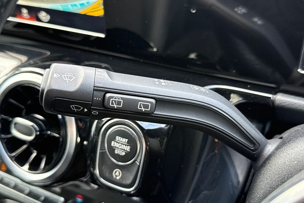 Mercedes-Benz GLA Class Gla 200 Sport 163 Ps Grey #43