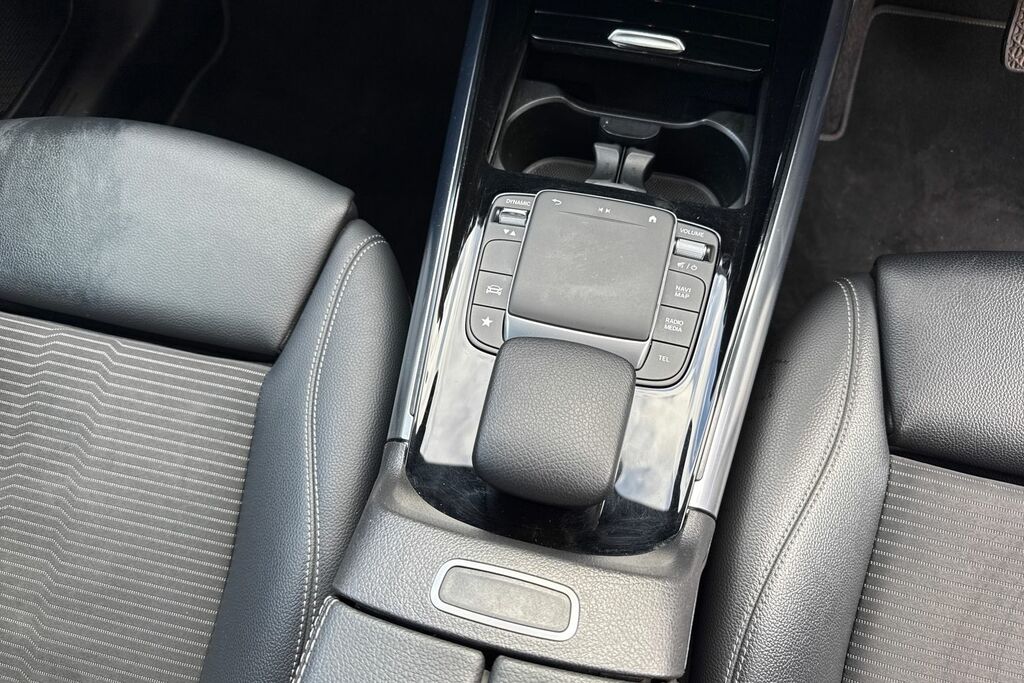 Mercedes-Benz GLA Class Gla 200 Sport 163 Ps Grey #22