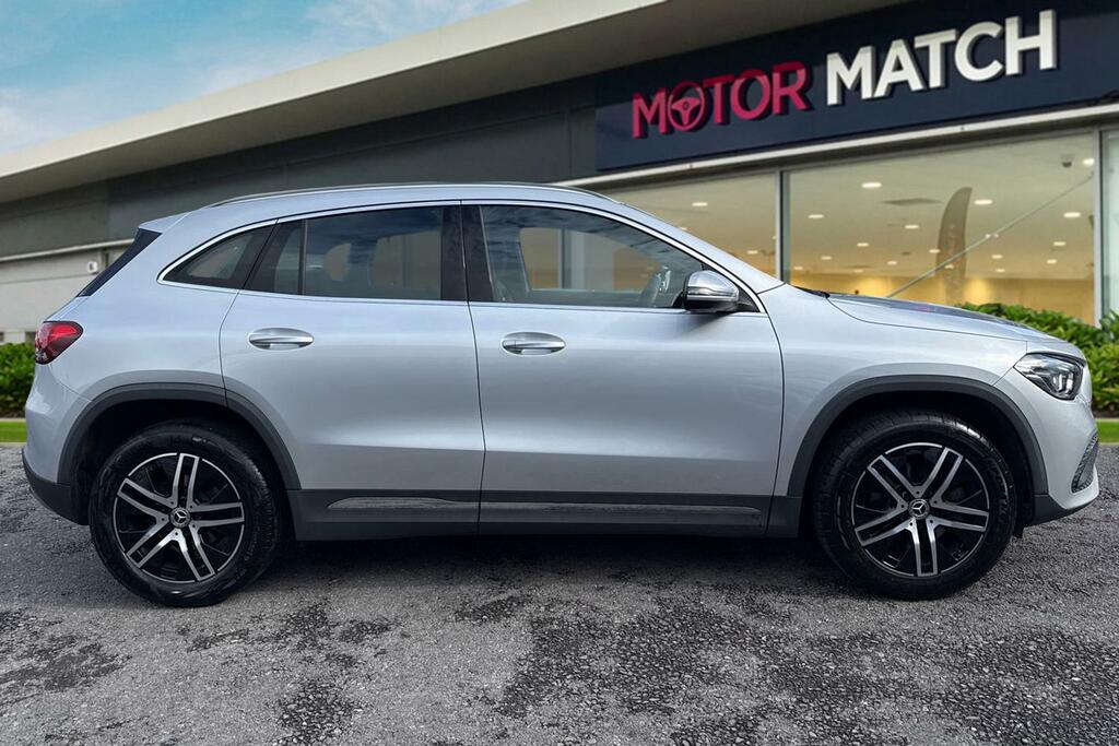 Mercedes-Benz GLA Class Gla 200 Sport 163 Ps Grey #3