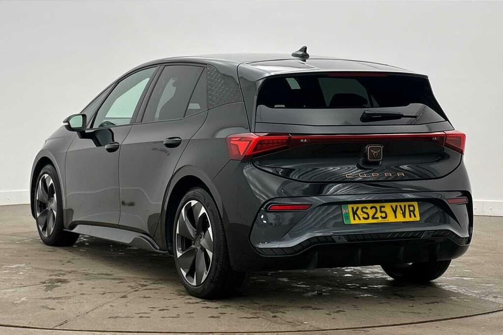 Cupra Born 170Kw E-boost V2 59Kwh Black #3