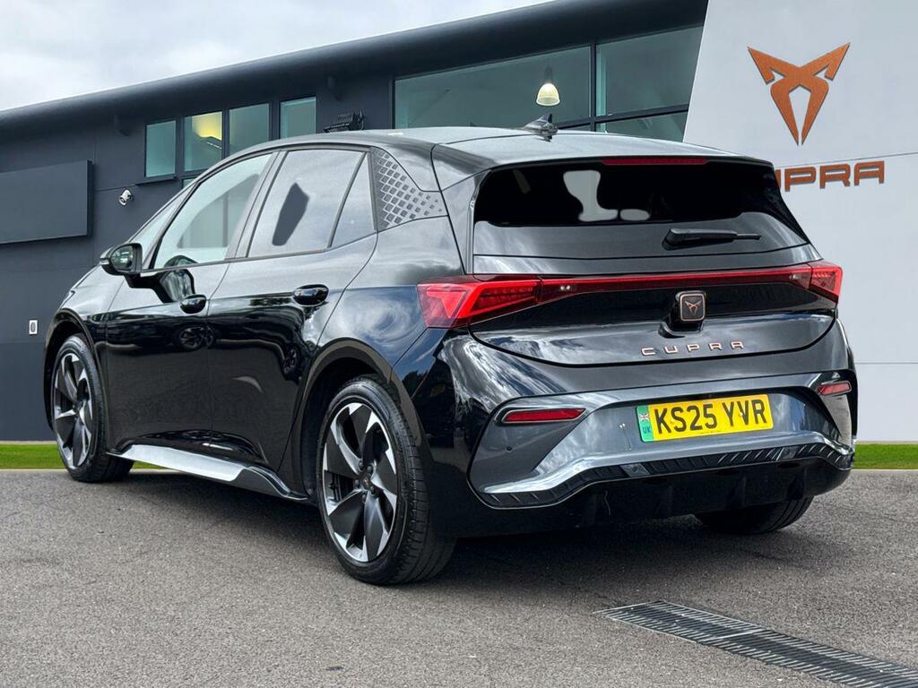 Cupra Born 170Kw E-boost V2 59Kwh Black #2