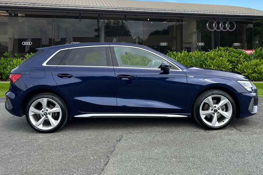 Audi A3 S Line 40 Tfsi E 204 Ps S Tronic PN74HTT Blue #3