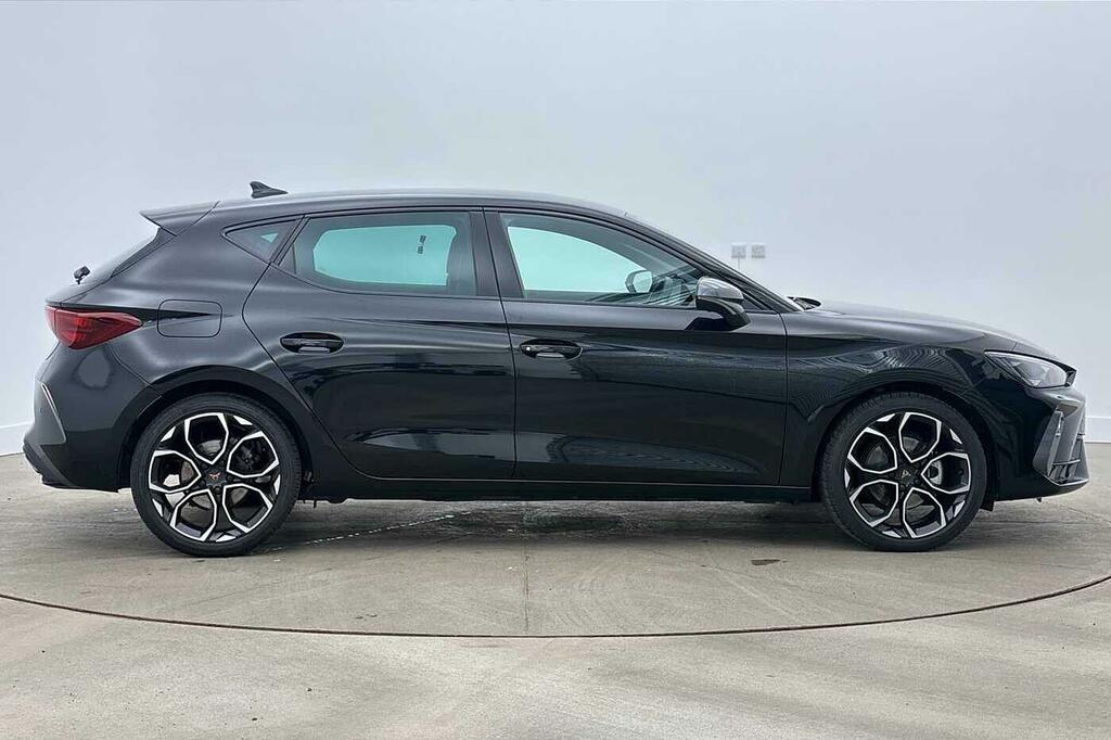 Cupra Leon 1.5 Etsi 150 V1 Dsg Black #4