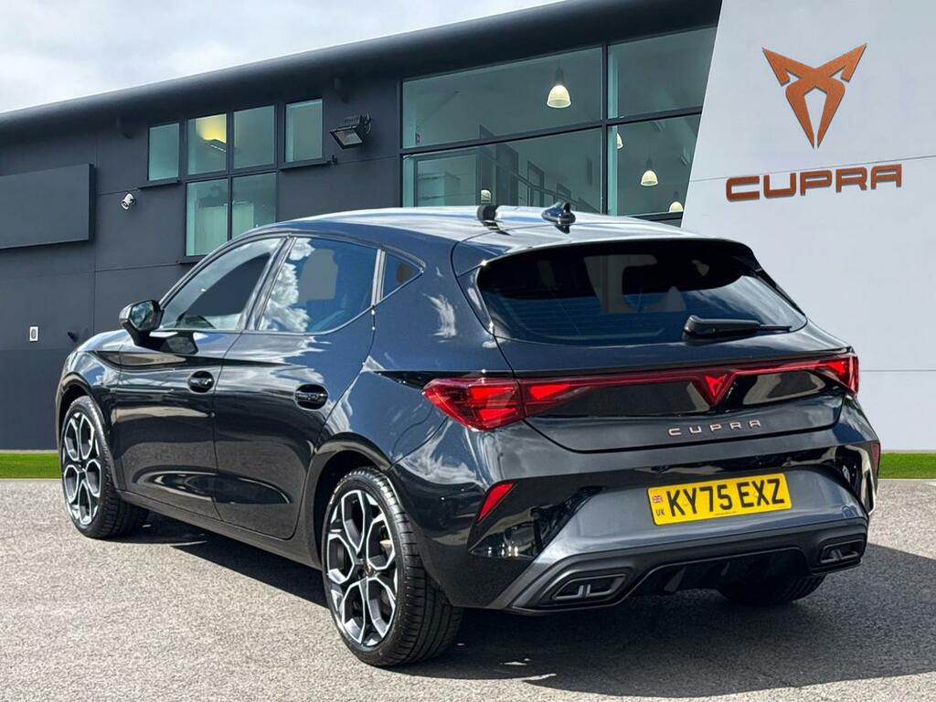Cupra Leon 1.5 Etsi 150 V1 Dsg Black #2