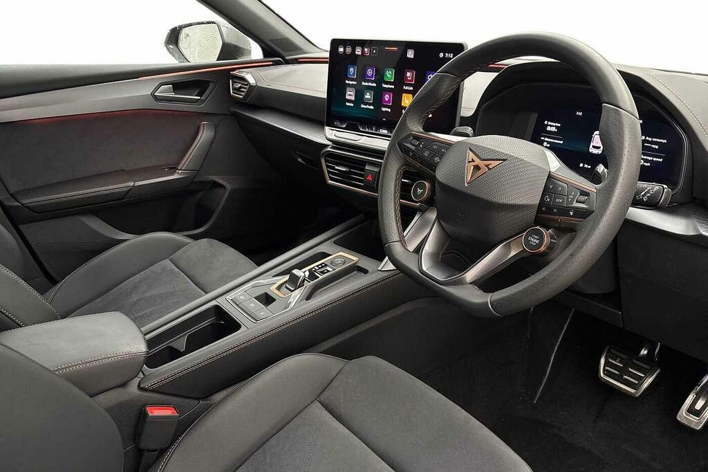 Cupra Leon 1.5 Etsi 150 V2 Dsg Black #6