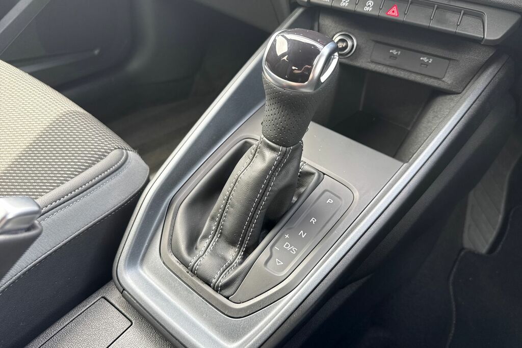 Audi A1 30 Tfsi Sport S Tronic White #19