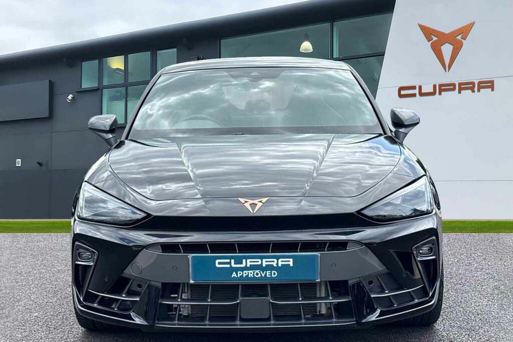 Cupra Leon 2.0 Tsi 300 Vz3 Dsg Panoramic Sunroof Black #5