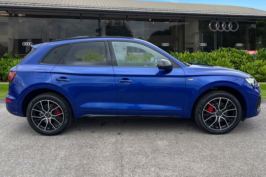 Audi Q5 Edition 1 40 Tdi Quattro 204 Ps S Tronic DA23VVO Blue #3