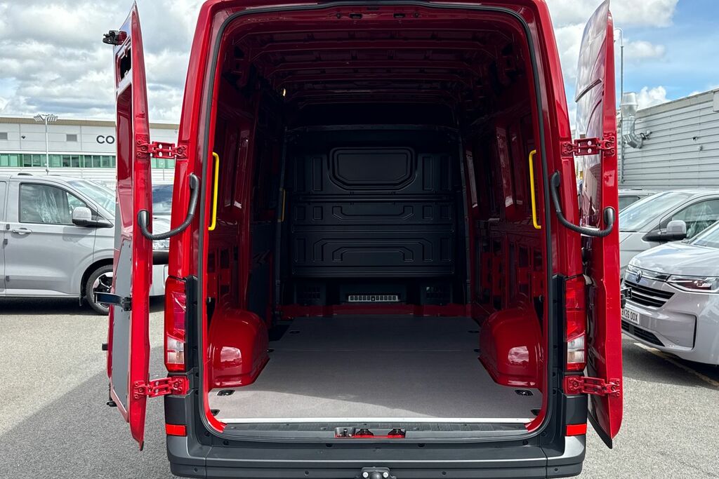 Volkswagen Crafter 2.0 Tdi 140Ps Commerce Plus High Roof Van Red #6