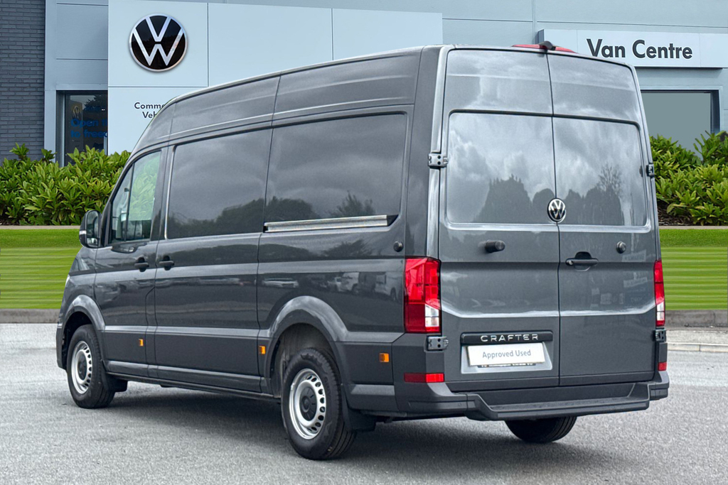Volkswagen Crafter Cr35 Commerce Plus Mwb 140 Ps Fwd - Big Spec Grey #2
