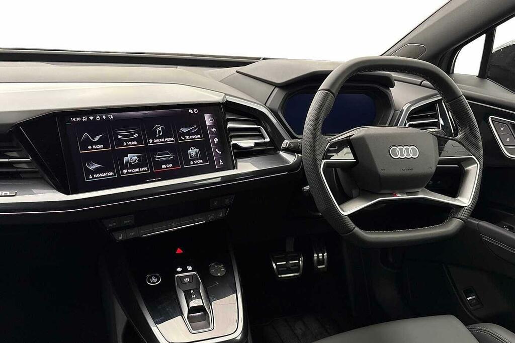 Audi Q4 E Tron Q4 Black Edition 45 E-tron Quattro 210,00 Kw Grey #2