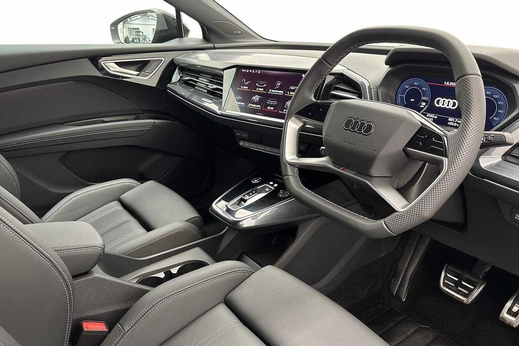 Audi Q4 E Tron Q4 Black Edition 45 E-tron Quattro 210,00 Kw Grey #6