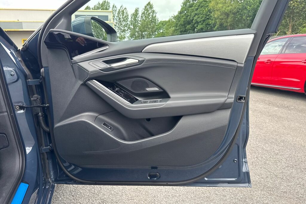 Audi A6 Avant Avant Launch Edition E-tron Performance 270,00 Kw White #44