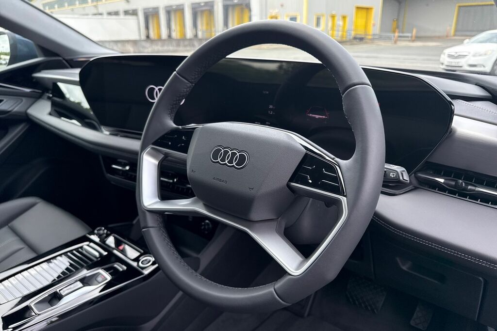 Audi A6 Avant Avant Launch Edition E-tron Performance 270,00 Kw White #45
