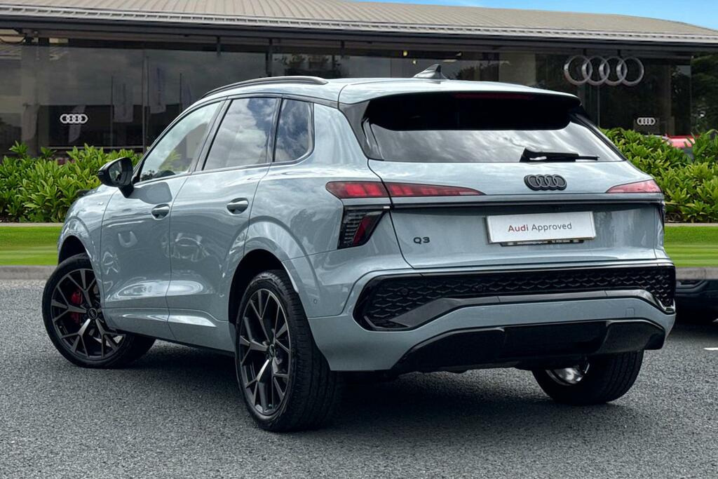Audi Q3 Suv Edition 1 Tdi 150 Ps S Tronic BT75XML Grey #2