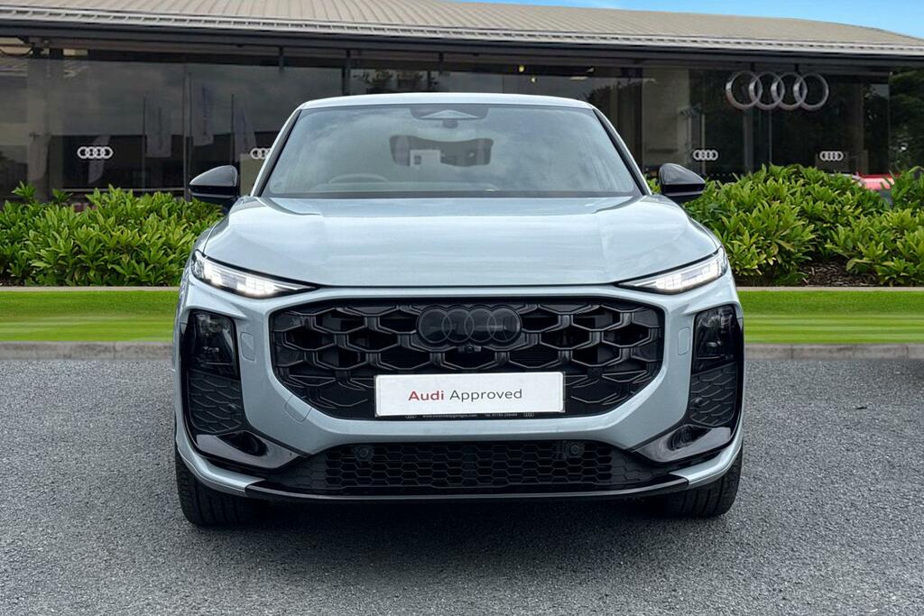 Audi Q3 Launch Edition E-hybrid 272 Ps S Tronic BW75AAX Grey #5