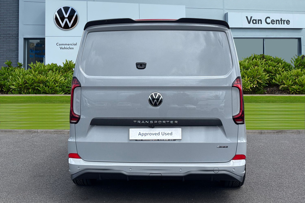 Volkswagen Transporter 2.0 Tdi 150 Commerce Pro Van 4Motion DA26BXJ Grey #4