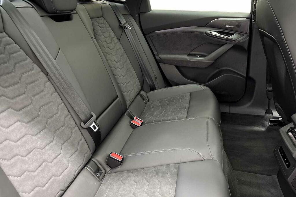 Audi A6 E-tron Avant 100Kwh Sport Quattro Blue #9
